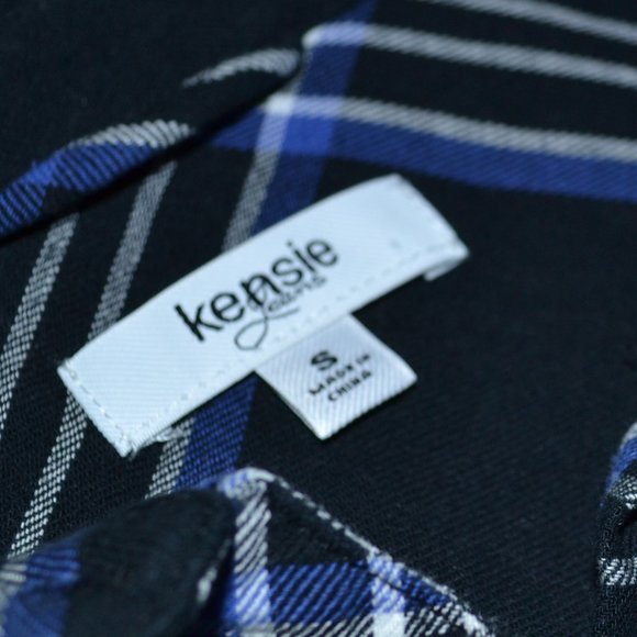 Kensie Oversized Frayed Stud Button Plaid Blue Black Flannel Size Small - Picture 4 of 5